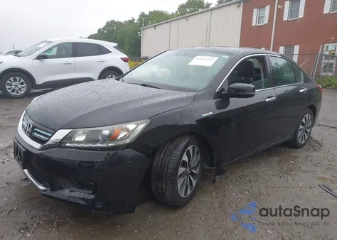 2015 Honda Accord Hybrid Ex-L from USA, damaged, VIN 1HGCR6F58FA004617